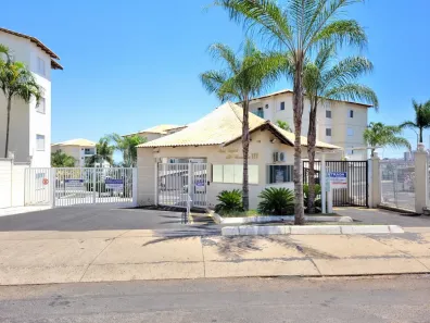 Apartamento com 3 Quartos para alugar, 79m² no Alto Umuarama, Uberlândia