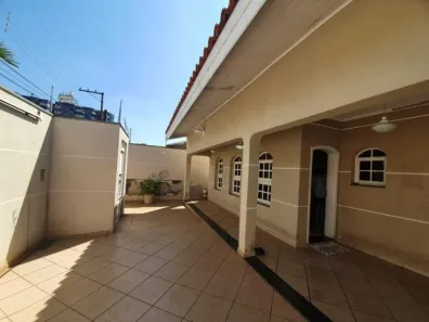 Casa com 3 Quartos à venda, 360m² no Vila Menuzzo, Sumaré