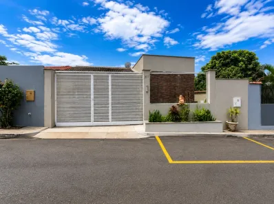 Casa de Condomínio com 3 Quartos à venda, 120m² no Setor Habitacional Vicente Pires, Brasília