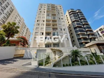 Apartamento com 2 Quartos para alugar, 70m² no Centro, Florianópolis