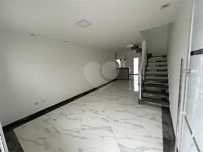 Casa com 2 Quartos à venda, 84m² no , 