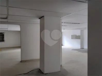 Sala Comercial para alugar, 115m² no República, São Paulo