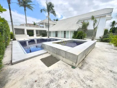 Casa de Condomínio com 5 Quartos à venda, 600m² no Bougainville Residencial I, Peruíbe