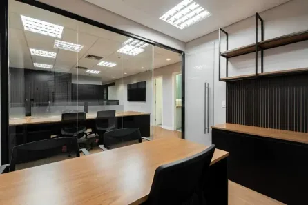 Sala Comercial com 4 Quartos para venda ou aluguel, 110m² no Vila Olímpia, São Paulo