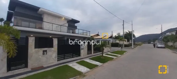 Casa com 3 Quartos à venda, 163m² no Rio Tavares, Florianópolis