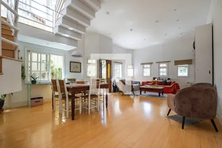 Casa com 3 Quartos à venda, 254m² no Sumaré, São Paulo