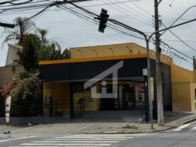 Ponto Comercial para alugar, 215m² no Vila São Geraldo, Taubaté