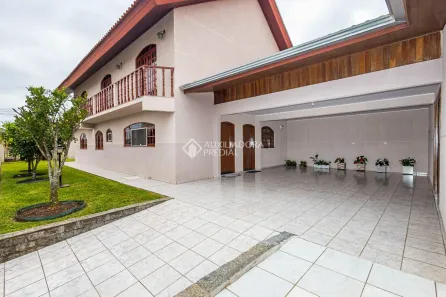 Casa com 3 Quartos à venda, 338m² no Emiliano Perneta, Pinhais