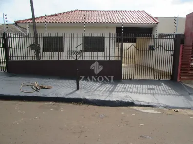 Casa com 3 Quartos para alugar, 80m² no Jardim Bertioga, Maringá