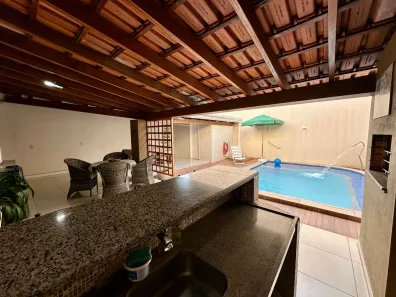 Casa de Condomínio com 3 Quartos à venda, 250m² no Jardim Califórnia, Cuiabá