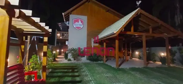 Imóvel Comercial com 11 Quartos à venda, 421m² no Mariscal, Bombinhas