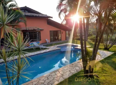 Fazenda/Sítio com 3 Quartos à venda, 1156m² no Piracaia, Piracaia
