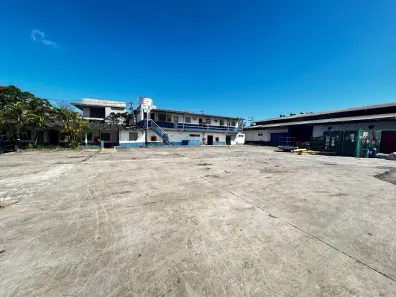 Galpão/Depósito/Armazém com 17 Quartos para alugar, 5000m² no Granja dos Cavaleiros, Macaé