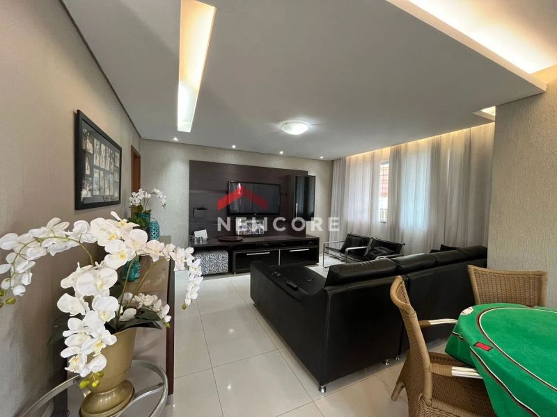 Casa com 4 quartos — Gutierrez, Belo Horizonte