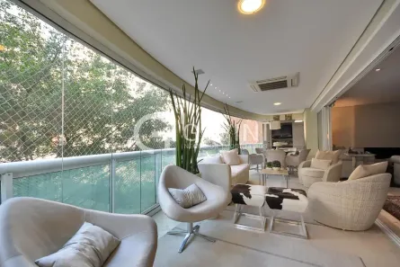 Apartamento com 3 Quartos para alugar, 278m² no Itaim Bibi, São Paulo