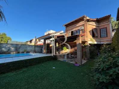 Sobrado com 4 Quartos à venda, 266m² no João Paulo, Florianópolis