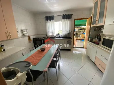 Casa com 3 Quartos à venda, 179m² no Vila Rosália, Guarulhos