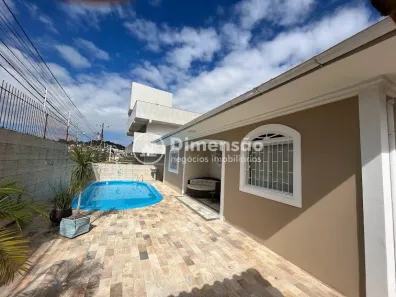 Casa com 4 Quartos à venda, 236m² no Coqueiros, Florianópolis