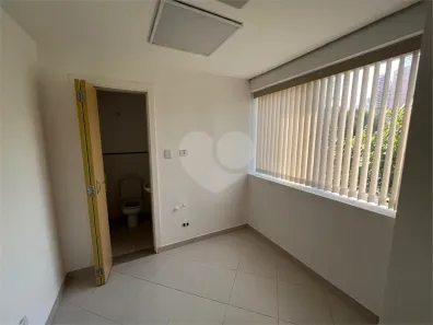 Sala Comercial para alugar, 80m² no Santa Terezinha, São Bernardo do Campo