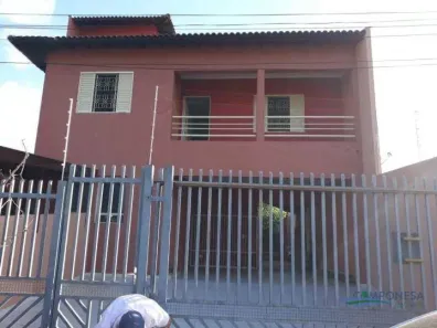 Casa com 3 Quartos para alugar, 220m² no Industrial, Londrina