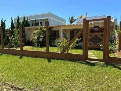 Casa com 3 Quartos à venda, 140m² no Praia de Mariluz, Imbé