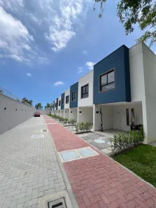 Casa de Condomínio com 2 Quartos à venda, 92m² no Vargem Grande, Rio de Janeiro