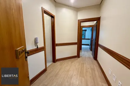 Sala Comercial à venda, 34m² no Rio Branco, Porto Alegre