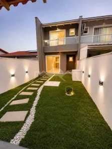 Sobrado com 2 Quartos à venda, 105m² no Parque Guarani, Joinville