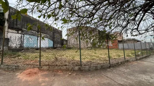 Lote/Terreno à venda, 622m² no Jardim do Trevo, Campinas