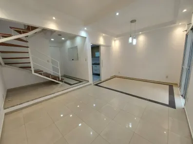 Casa de Condomínio com 3 Quartos para alugar, 110m² no Jardim Rebelato, Cotia