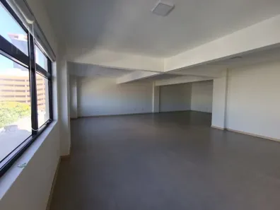 Sala Comercial para alugar, 120m² no Centro, Novo Hamburgo