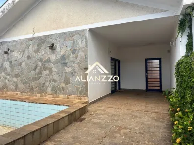 Casa com 3 Quartos para alugar, 212m² no Jardim Irajá, Ribeirão Preto