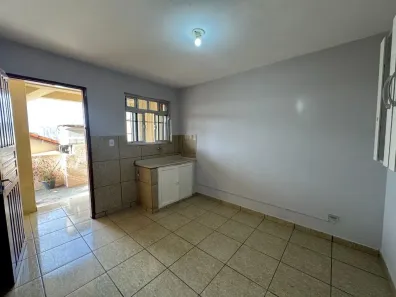 Casa com 1 Quarto para alugar, 45m² no Vila Junqueira, Santo André