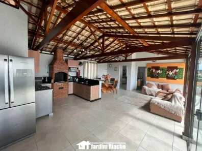 Casa com 3 Quartos à venda, 300m² no Jardim Riacho das Pedras, Contagem