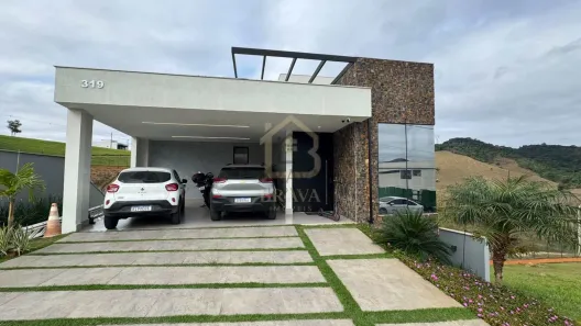 Casa com 3 Quartos à venda, 480m² no Roma, Volta Redonda