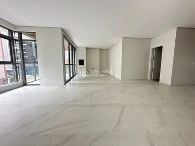 Apartamento com 3 Quartos à venda, 188m² no Água Verde, Curitiba