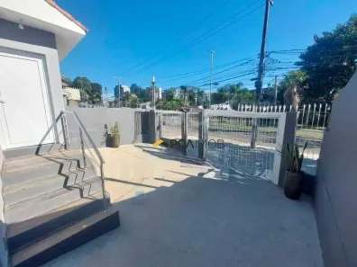 Casa com 2 Quartos para alugar, 50m² no Jardim Carvalho, Porto Alegre