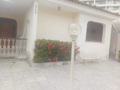Casa com 3 Quartos à venda, 426m² no Fátima, Fortaleza