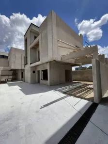 Sobrado com 3 Quartos à venda, 134m² no Hauer, Curitiba