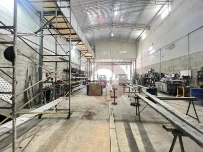 Galpão/Depósito/Armazém à venda, 286m² no Jardim Maria Rosa, Taboão da Serra