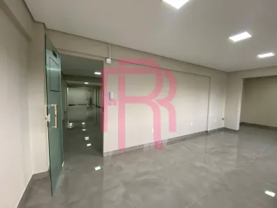 Sala Comercial para alugar, 24m² no Nações, Balneário Camboriú