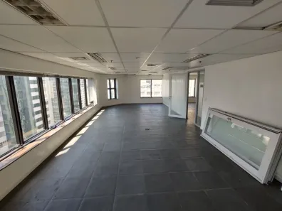 Sala Comercial para alugar, 262m² no Cerqueira César, São Paulo