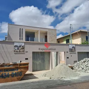 Casa com 3 Quartos à venda, 130m² no Santa Rosa, Belo Horizonte