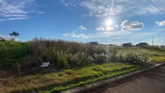 Lote/Terreno à venda, 372m² no Recanto Tropical, Cascavel