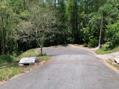 Lote/Terreno à venda, 689m² no Serra dos Lagos (Jordanésia), Cajamar