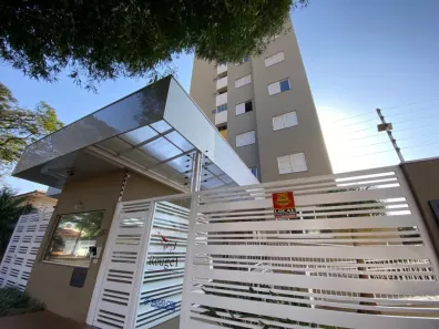 Apartamento com 2 Quartos para alugar, 55m² no Zona 07, Maringá