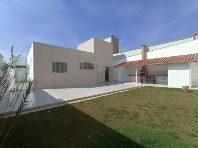 Casa de Condomínio com 4 Quartos à venda, 225m² no São Pedro, Juiz de Fora