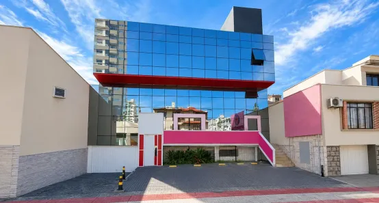 Prédio Comercial com 9 Quartos à venda, 542m² no Estreito, Florianópolis