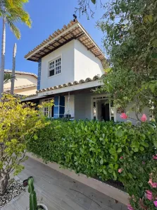 Casa com 4 Quartos à venda, 215m² no Pitangueiras, Lauro de Freitas