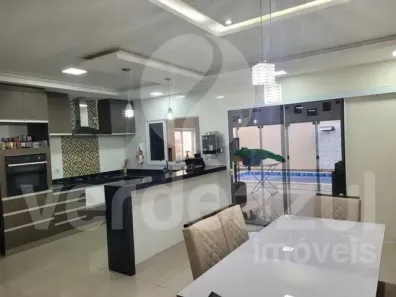 Sobrado com 3 Quartos à venda, 240m² no Residencial Cittá di Salerno, Campinas